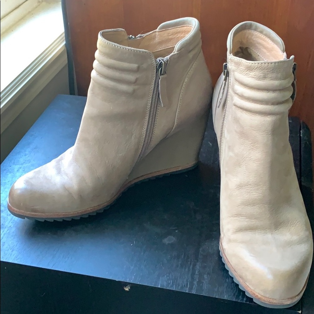Neutral Biala wedge booties